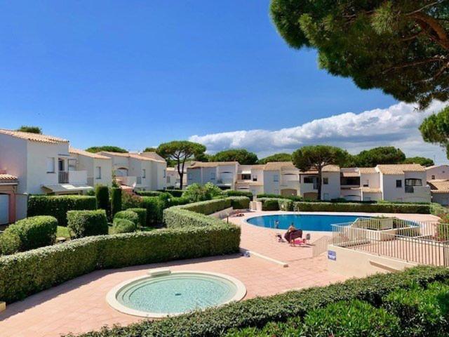 Cap d'Agde T2 avec piscine, tennis et parking. Extérieur photo
