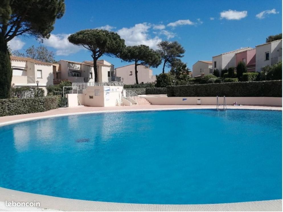 Cap d'Agde T2 avec piscine, tennis et parking. Extérieur photo